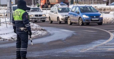 В Москве полиция усилит проверки водителей для выявления угнанного транспорта и поддельных документов